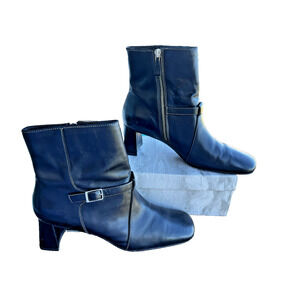 Vtg Joan & David Circa Black leather square toe classic Ankle Booties Boots 9M